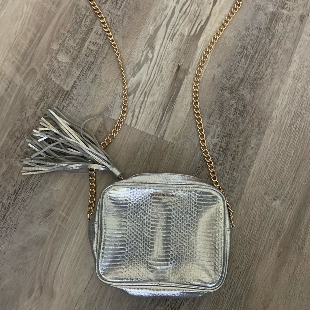 Brand New Victoria Secret Purse - Picture 1 of 1